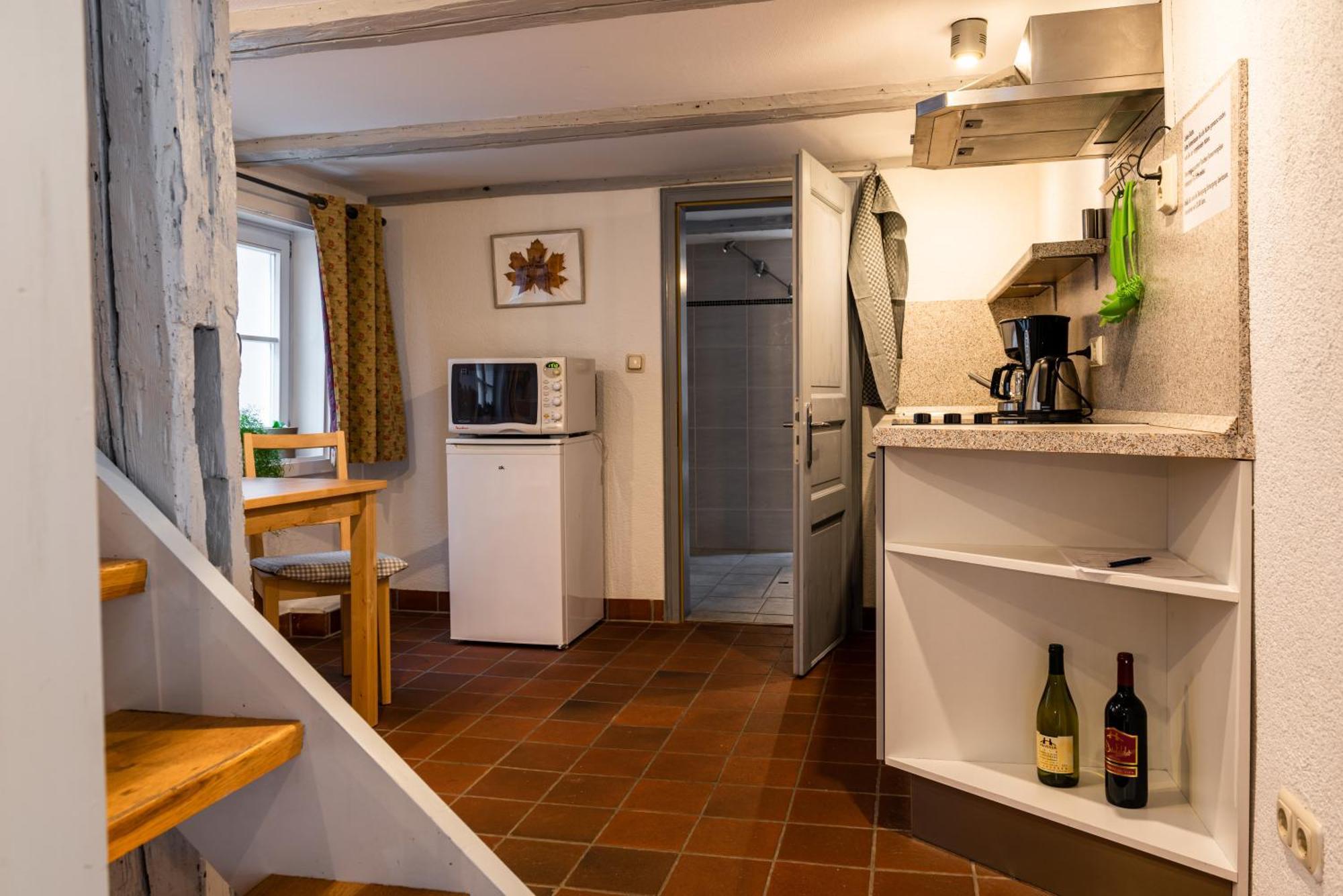 Fachwerkhotel - Ferienhaeuser Vorhof Zur Hoelle Кведлинбург Экстерьер фото